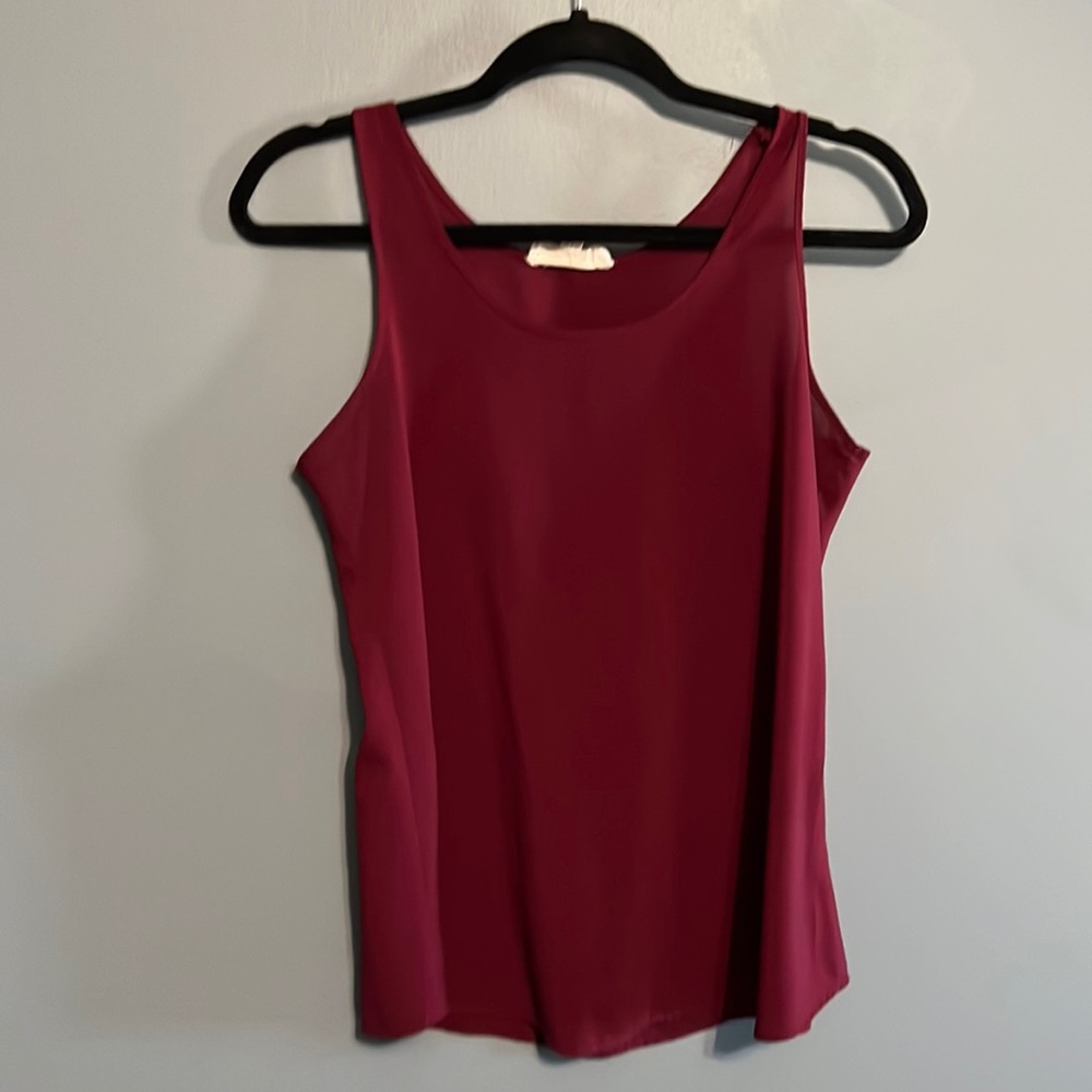 Maroon tank top